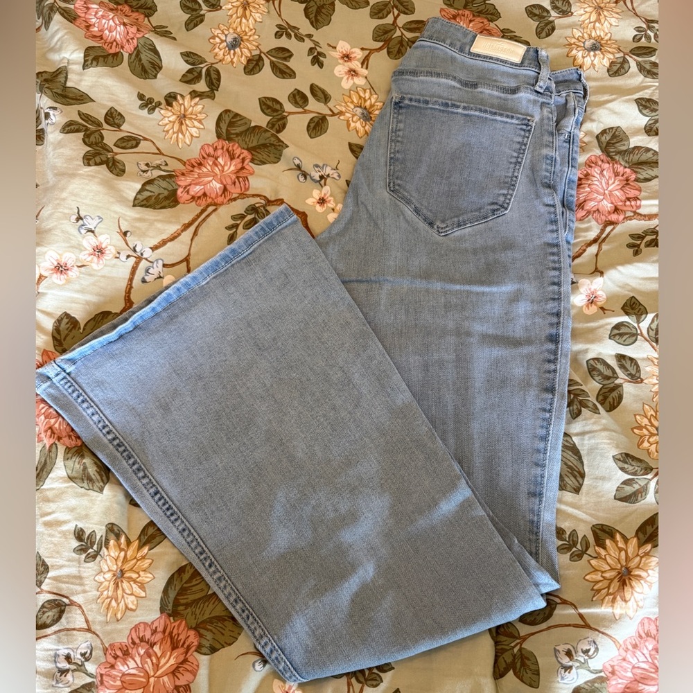 Light Blue Women's Jeans - Flare with Slit